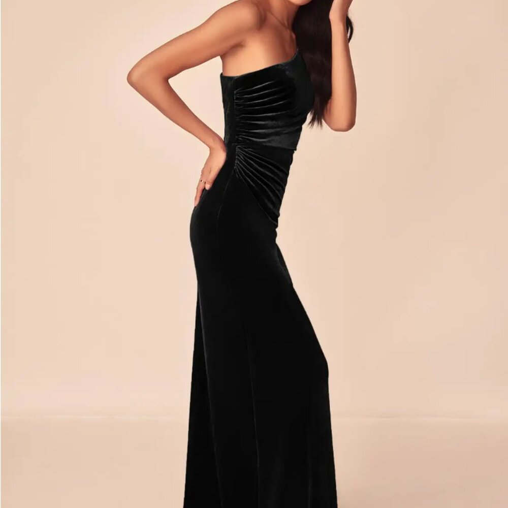 Azazie Black Mermaid One Shoulder Pleated Velvet Dress - Picture 4 of 7